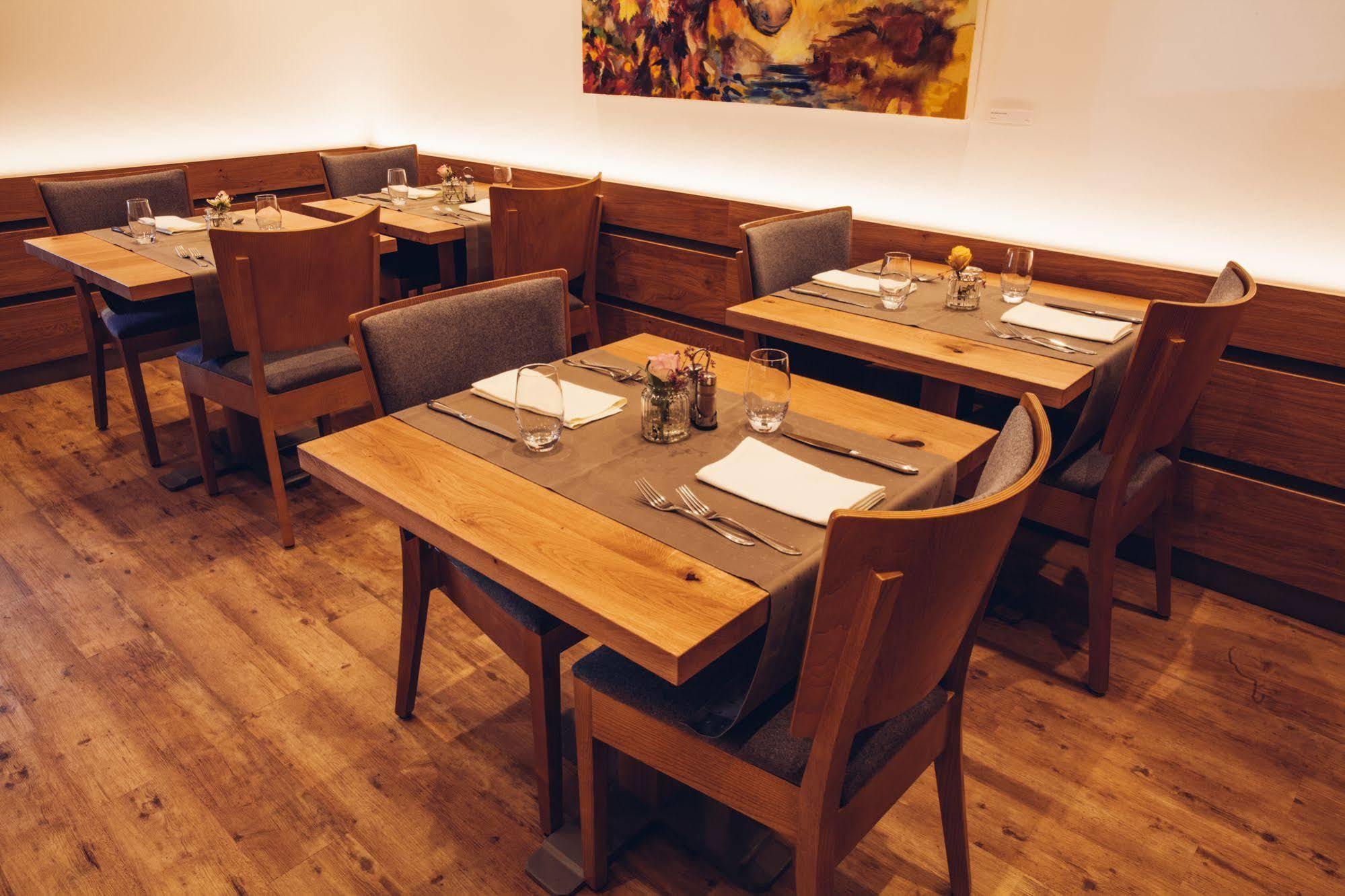 Ruehrberger Hof Hotel & Restaurant Grenzach-Wyhlen Bei Basel Luaran gambar